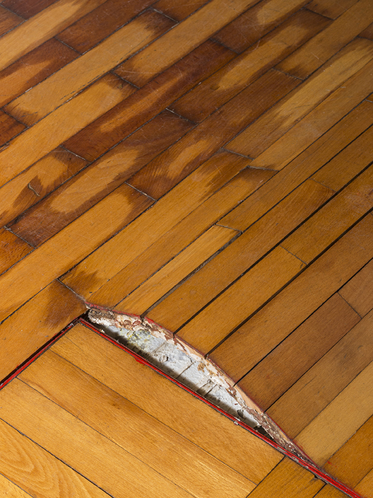 Why Flooring Installers Need to Measure Moisture Content in Wood Subflooring